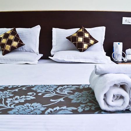 Hotel Ananta Inn Dźajpur Zewnętrze zdjęcie