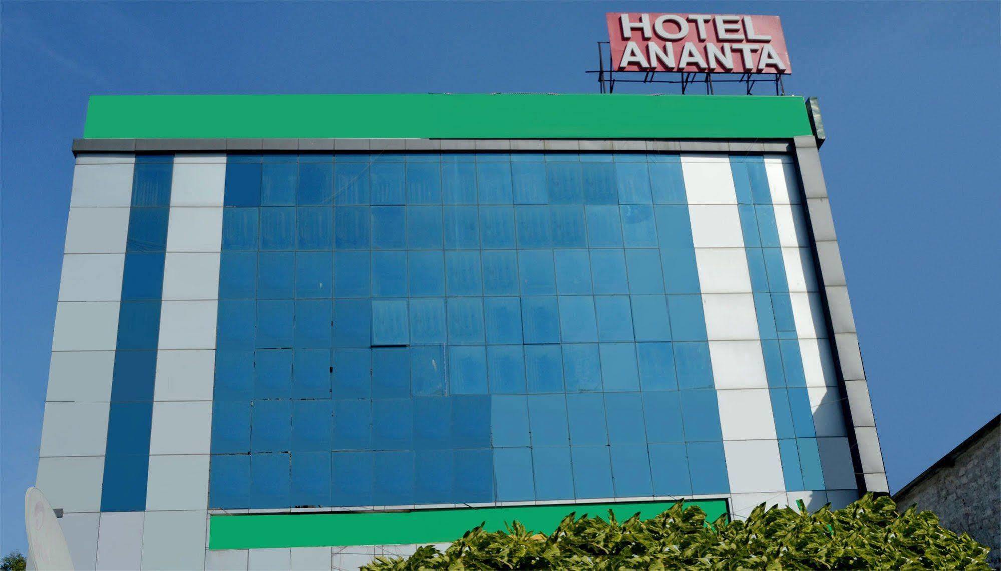 Hotel Ananta Inn Dźajpur Zewnętrze zdjęcie